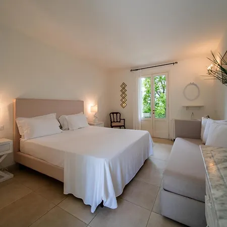 Tenuta Centoporte 4*