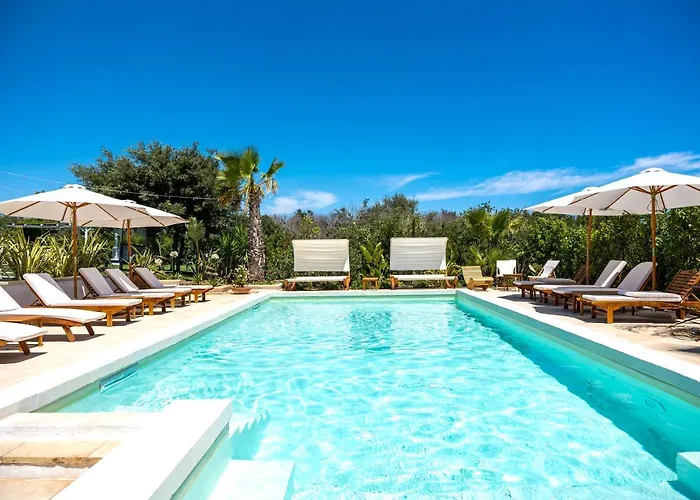 Tenuta Centoporte 4* أوترانتو