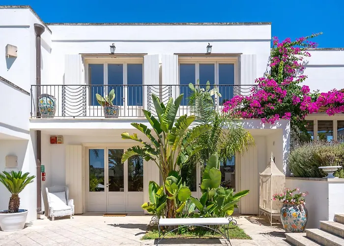 Tenuta Centoporte 4* أوترانتو